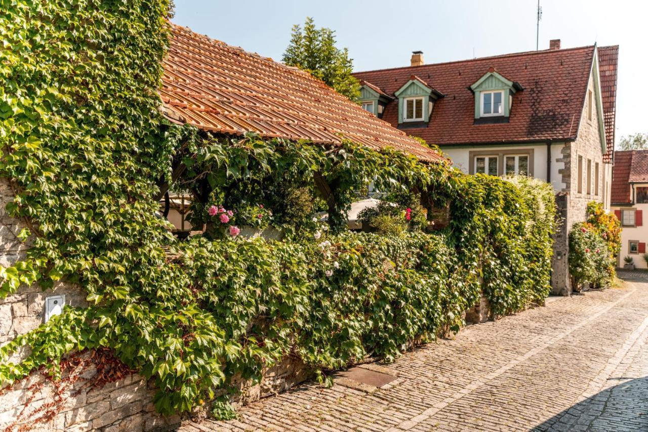 Gasthaus & Weingut Zum Stern Sulzfeld am Main Екстериор снимка